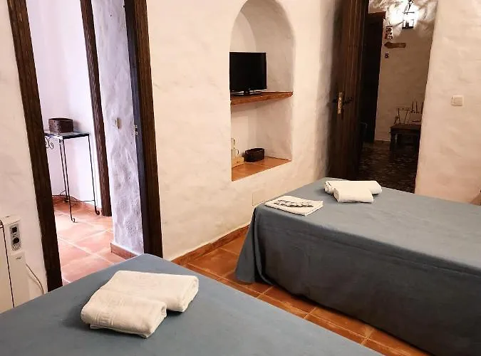 Hotel La Plaza 2*