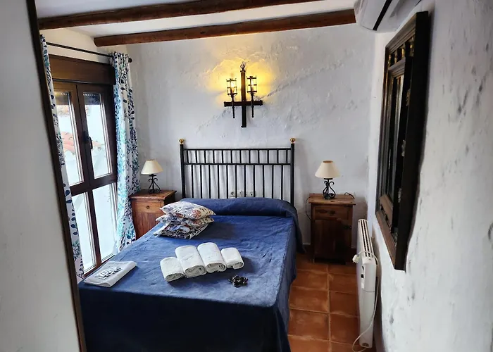 La Plaza Hotel 2*