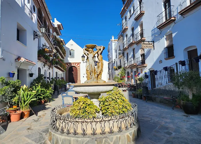 Hotel La Plaza Canillas de Albaida